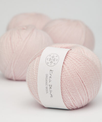 Organikus_gyapju_fonal_babarozsaszin_organic_wool_1_light_pink_krea_deluxe_garn_yarn_50g_fv11